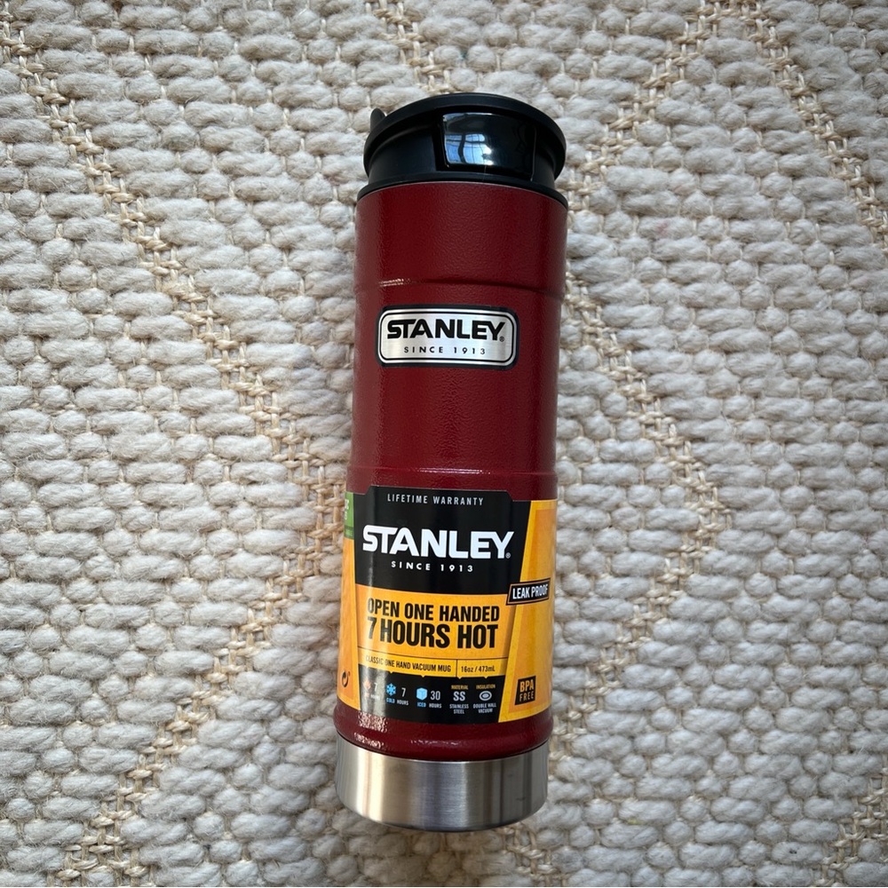 Stanley Classic One Hand Push Button Vacuum Mug - Discontinued Color RED NOS